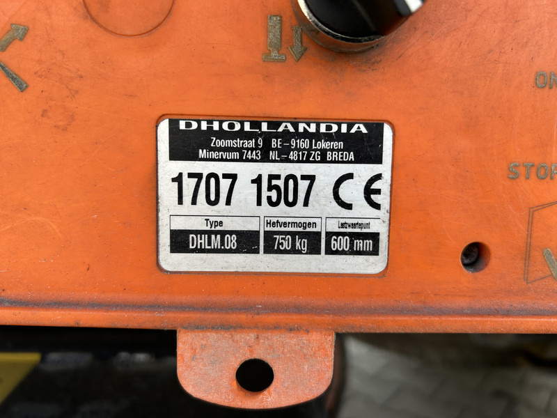 Tarbesõiduk furgoon MAN TGE 3.180 2.0 Euro 6 / Box / 420 dkm / Loadlift / Cruise / NL Van: pilt 13