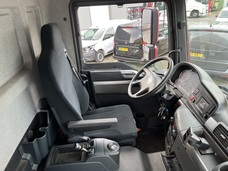 MAN TGM 18.250 / 18 Ton / 560 dkm / New Tacho V2 / Box / Loadlift / APK TUV 12-25 - Kasti veoauto: pilt 3 MAN TGM 18.250 / 18 Ton / 560 dkm / New Tacho V2 / Box / Loadlift / APK TUV 12-25 - Kasti veoauto: pilt 3