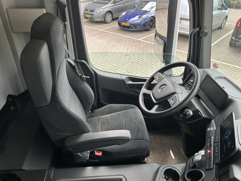 Mercedes-Benz Actros 2124 / Carrier Supra 850 -30 gr / Koeler / Laadklep / APK 03-26 - Külmutiga veoauto: pilt 3 Mercedes-Benz Actros 2124 / Carrier Supra 850 -30 gr / Koeler / Laadklep / APK 03-26 - Külmutiga veoauto: pilt 3