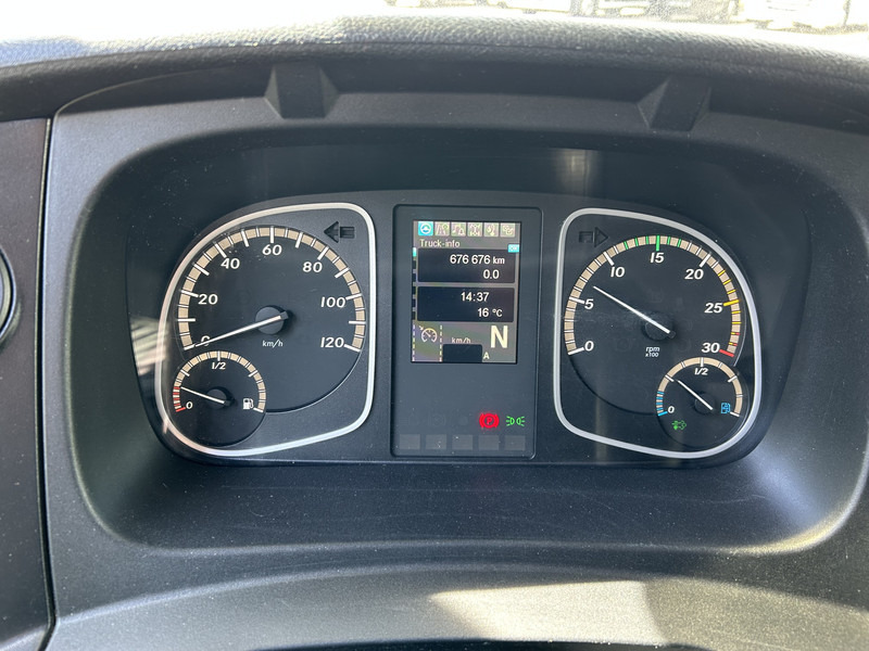 Mercedes-Benz Atego 818 / 8 Ton / 676 dkm / Box / Laadklep / APK TUV 03-26 - Kasti veoauto: pilt 4 Mercedes-Benz Atego 818 / 8 Ton / 676 dkm / Box / Laadklep / APK TUV 03-26 - Kasti veoauto: pilt 4