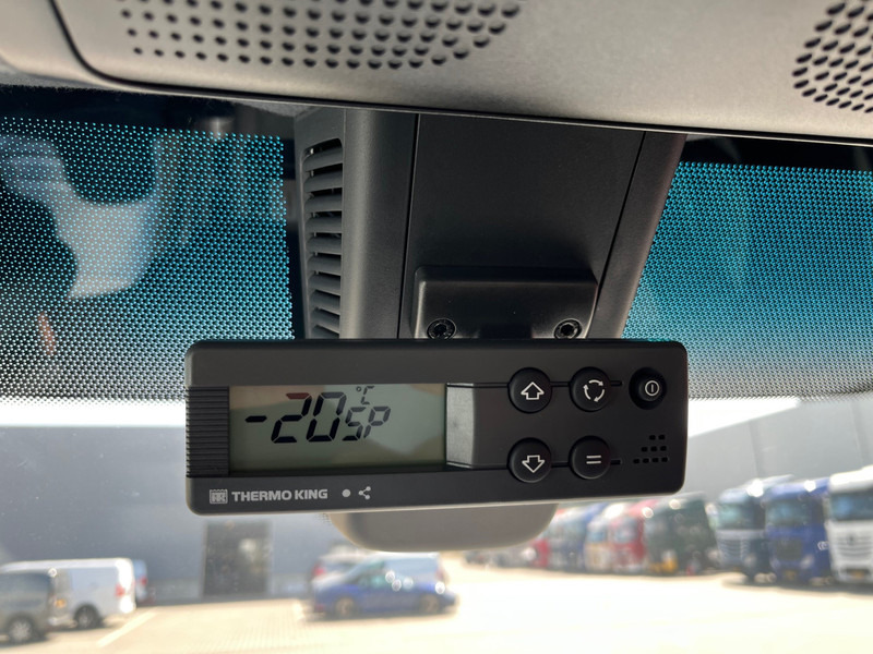 Mercedes-Benz Sprinter 317 1.9 CDI H2 L2 / NIEUW ! / 2024 Kenteken / Thermo King Koeler - Tarbesõiduk külmik: pilt 5 Mercedes-Benz Sprinter 317 1.9 CDI H2 L2 / NIEUW ! / 2024 Kenteken / Thermo King Koeler - Tarbesõiduk külmik: pilt 5