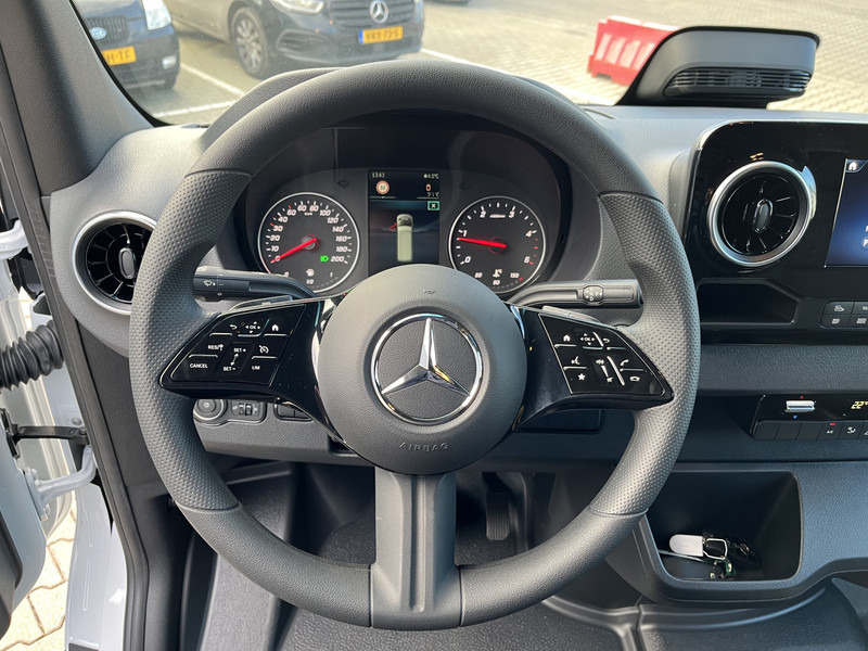 Mercedes-Benz Sprinter 317 1.9 CDI Select HD / Koel voorbereiding / L2 H2 - Tarbesõiduk külmik: pilt 4 Mercedes-Benz Sprinter 317 1.9 CDI Select HD / Koel voorbereiding / L2 H2 - Tarbesõiduk külmik: pilt 4