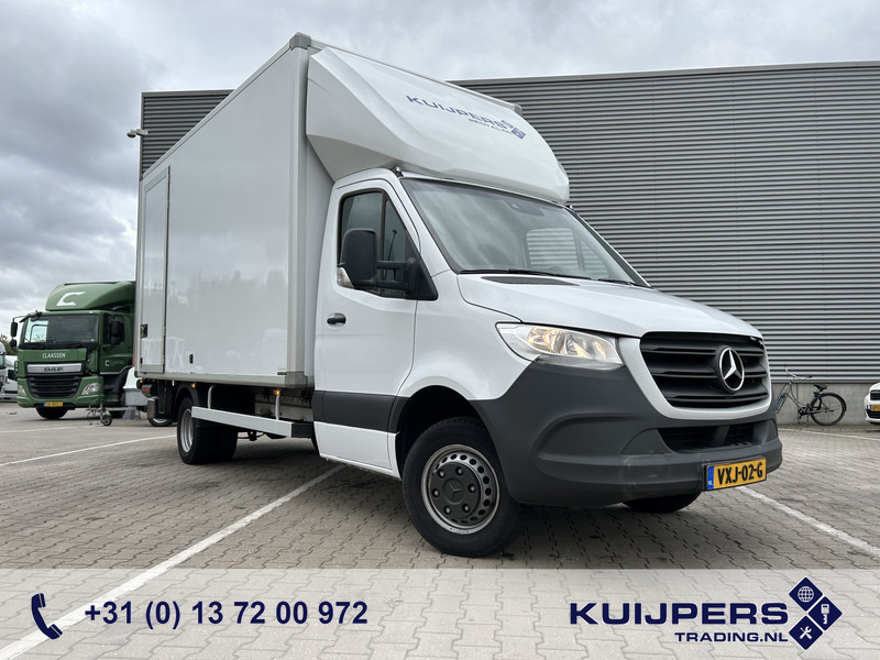 Mercedes-Benz Sprinter 515 1.9 CDI / 126 dkm / Box 4.4 mtr / Laadklep / APK 07-26 - Tarbesõiduk furgoon: pilt 1 Mercedes-Benz Sprinter 515 1.9 CDI / 126 dkm / Box 4.4 mtr / Laadklep / APK 07-26 - Tarbesõiduk furgoon: pilt 1