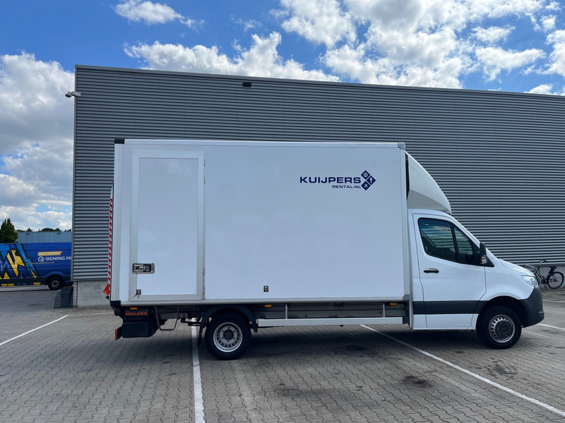 Mercedes-Benz Sprinter 515 1.9 CDI / Box 4.4 mtr / Laadklep / Zijdeur - Tarbesõiduk furgoon: pilt 2 Mercedes-Benz Sprinter 515 1.9 CDI / Box 4.4 mtr / Laadklep / Zijdeur - Tarbesõiduk furgoon: pilt 2