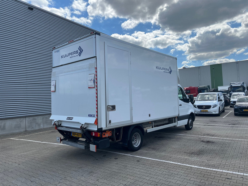 Mercedes-Benz Sprinter 515 1.9 CDI / Box 4.4 mtr / Laadklep / Zijdeur - Tarbesõiduk furgoon: pilt 4 Mercedes-Benz Sprinter 515 1.9 CDI / Box 4.4 mtr / Laadklep / Zijdeur - Tarbesõiduk furgoon: pilt 4