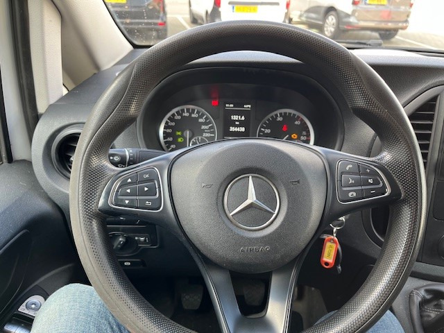 Mercedes-Benz Vito 109 CDI Lang / Airco / Cruise / Trekhaak / APK 01-26 - Väike kaubik: pilt 5 Mercedes-Benz Vito 109 CDI Lang / Airco / Cruise / Trekhaak / APK 01-26 - Väike kaubik: pilt 5