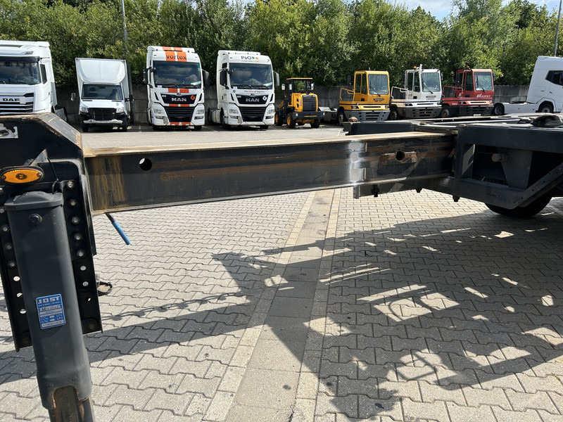 Renders Euro 800 / Container Chassis / 20 - 30 - 40 - 45 ft / SAF / APK TUV 11-25 - Konteinerveduk/ Tõstukiga poolhaagis: pilt 4 Renders Euro 800 / Container Chassis / 20 - 30 - 40 - 45 ft / SAF / APK TUV 11-25 - Konteinerveduk/ Tõstukiga poolhaagis: pilt 4
