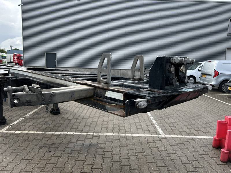 Renders Euro 925 / Container Chassis / 2x 20 - 40 - 45 FT / Drum / APK TUV 07-26 - Konteinerveduk/ Tõstukiga poolhaagis: pilt 3 Renders Euro 925 / Container Chassis / 2x 20 - 40 - 45 FT / Drum / APK TUV 07-26 - Konteinerveduk/ Tõstukiga poolhaagis: pilt 3