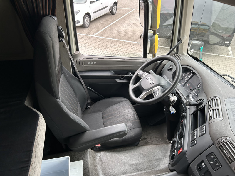 DAF CF 410 FT Space Cab / 915 dkm / New Tacho V2 / APK TUV 03-26 - Sadulveok: pilt 3 DAF CF 410 FT Space Cab / 915 dkm / New Tacho V2 / APK TUV 03-26 - Sadulveok: pilt 3