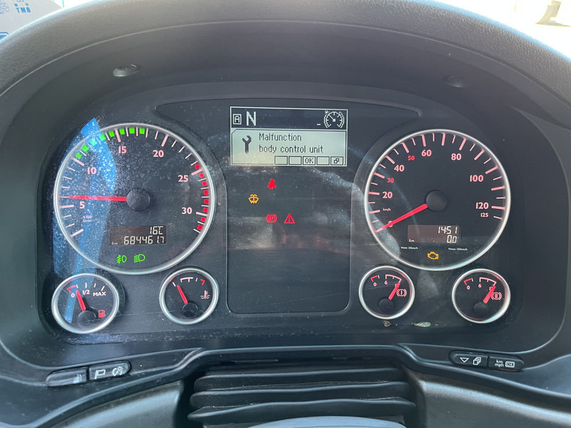 MAN TGX 18.440 XXL / 684 dkm / 2 Tanks / Stand klima / NL truck - Sadulveok: pilt 4 MAN TGX 18.440 XXL / 684 dkm / 2 Tanks / Stand klima / NL truck - Sadulveok: pilt 4