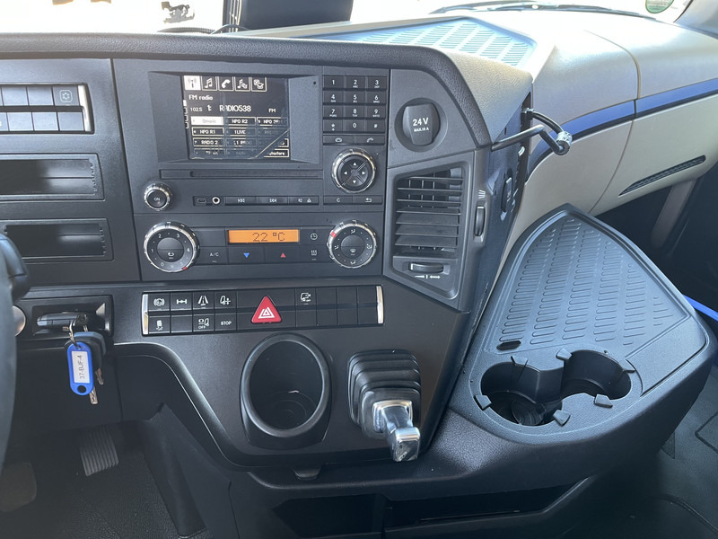 Mercedes-Benz Actros 1842 Streamspace / 937 dkm / 2 Tanks / NL Truck - Sadulveok: pilt 5 Mercedes-Benz Actros 1842 Streamspace / 937 dkm / 2 Tanks / NL Truck - Sadulveok: pilt 5