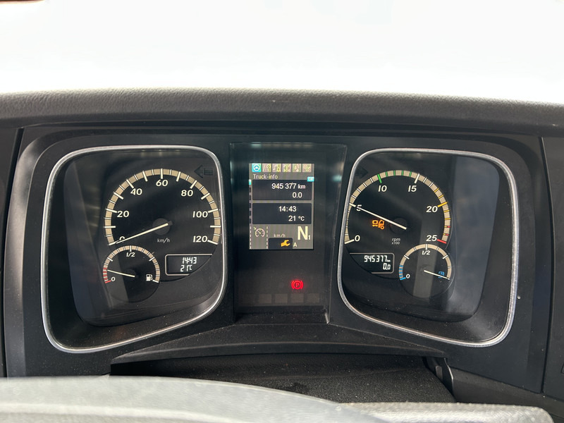 Mercedes-Benz Actros 1842 Streamspace / 945 dkm / 2 Tanks / NL Truck - Sadulveok: pilt 4 Mercedes-Benz Actros 1842 Streamspace / 945 dkm / 2 Tanks / NL Truck - Sadulveok: pilt 4