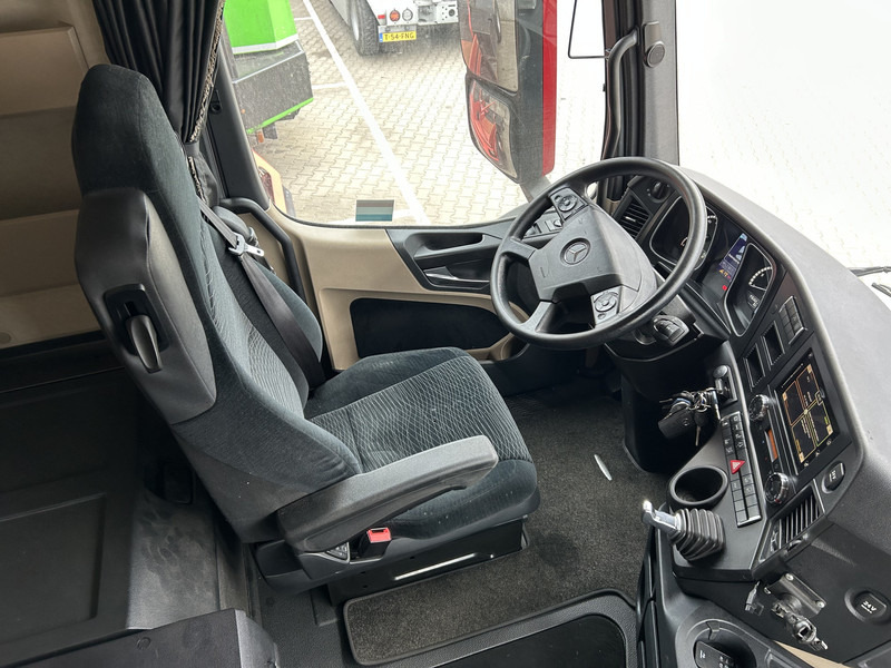 Mercedes-Benz Actros 2448 Bigspace / Motor Defect / 476 dkm / Stand Airco / Smart Tacho V2 - Sadulveok: pilt 3 Mercedes-Benz Actros 2448 Bigspace / Motor Defect / 476 dkm / Stand Airco / Smart Tacho V2 - Sadulveok: pilt 3
