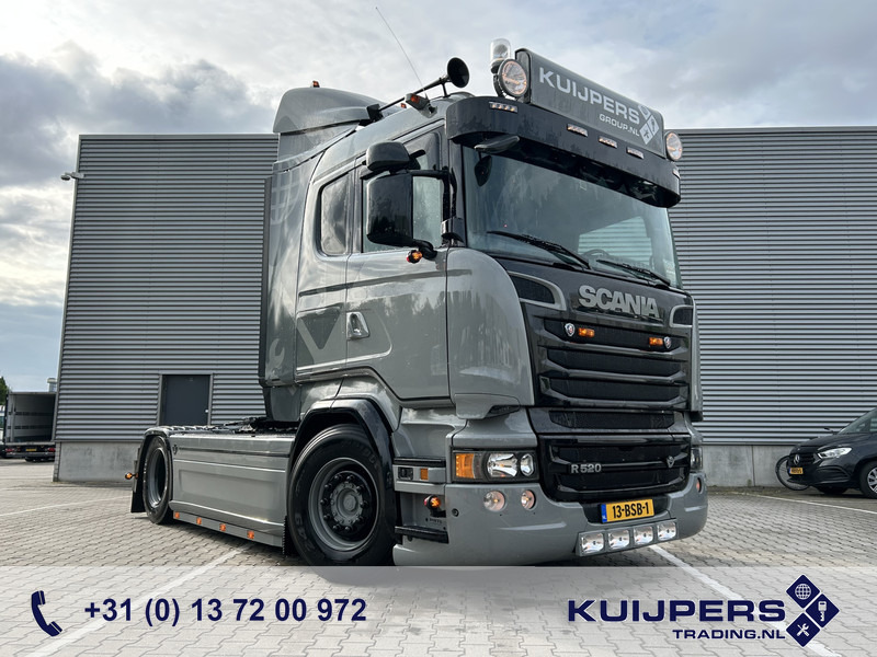 Scania R520 V8 / Showtruck / Buffl Special Interior / Vol Lucht / Retarder - Sadulveok: pilt 1 Scania R520 V8 / Showtruck / Buffl Special Interior / Vol Lucht / Retarder - Sadulveok: pilt 1