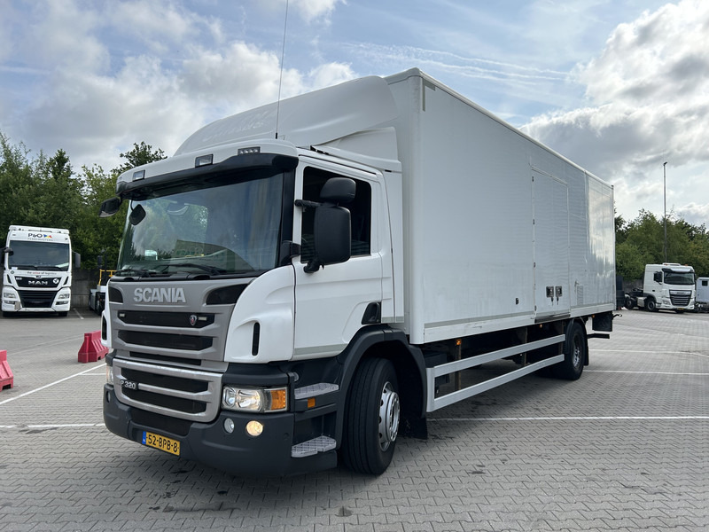 Kasti veoauto Scania P 320 / 18 ton / 545 dkm / Box 8 mtr / Loadlift / APK TUV 08-25: pilt 19