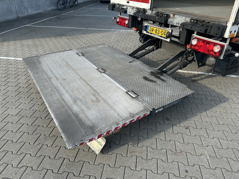 Schmitz Cargobull SCB S3B / Box / Loadlift / 2x Liftas / APK 03-26 - Furgoonpoolhaagis: pilt 5 Schmitz Cargobull SCB S3B / Box / Loadlift / 2x Liftas / APK 03-26 - Furgoonpoolhaagis: pilt 5