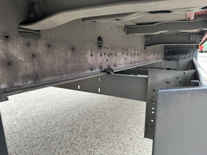 Schmitz Cargobull SCB S3B / Box Trailer / 2x Liftas / APK TUV 10-26 - Furgoonpoolhaagis: pilt 5 Schmitz Cargobull SCB S3B / Box Trailer / 2x Liftas / APK TUV 10-26 - Furgoonpoolhaagis: pilt 5