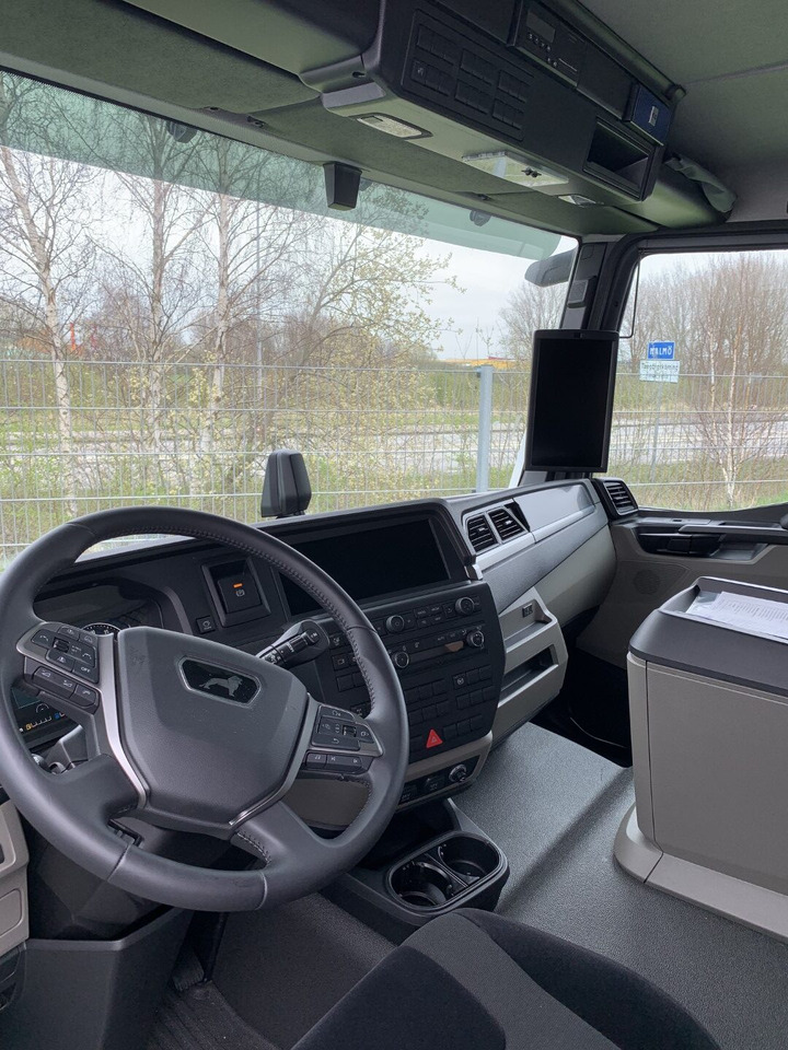 TGM 18.290 4×2 LL Skåp Öppningsbar sida - Kasti veoauto: pilt 3 TGM 18.290 4×2 LL Skåp Öppningsbar sida - Kasti veoauto: pilt 3