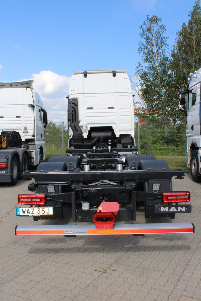 Växelflak MAN TGX 26.520 6X2-4 LL - Konteinerveduk/ Tõstukiga veoauto: pilt 2 Växelflak MAN TGX 26.520 6X2-4 LL - Konteinerveduk/ Tõstukiga veoauto: pilt 2