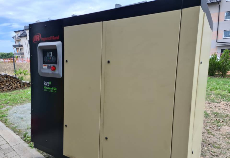 Kompresor śrubowy INGERSOLL RAND NIRVANA R75N - Õhukompressor: pilt 3 Kompresor śrubowy INGERSOLL RAND NIRVANA R75N - Õhukompressor: pilt 3