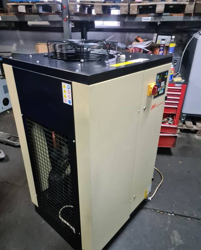 Osuszacz ziębniczy INGERSOLL RAND 13m3 - Toidumasin: pilt 3 Osuszacz ziębniczy INGERSOLL RAND 13m3 - Toidumasin: pilt 3