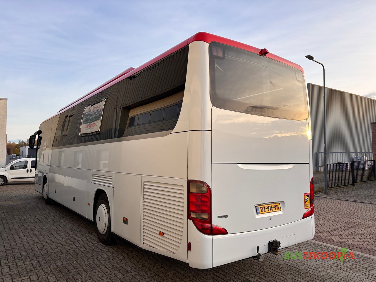 SETRA S 415GT-HD - Kaugsõidu buss: pilt 4 SETRA S 415GT-HD - Kaugsõidu buss: pilt 4