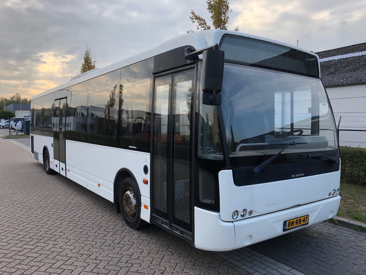 VDL Berkhof Ambassador 200, Euro 3 - Linnaliini buss: pilt 1 VDL Berkhof Ambassador 200, Euro 3 - Linnaliini buss: pilt 1
