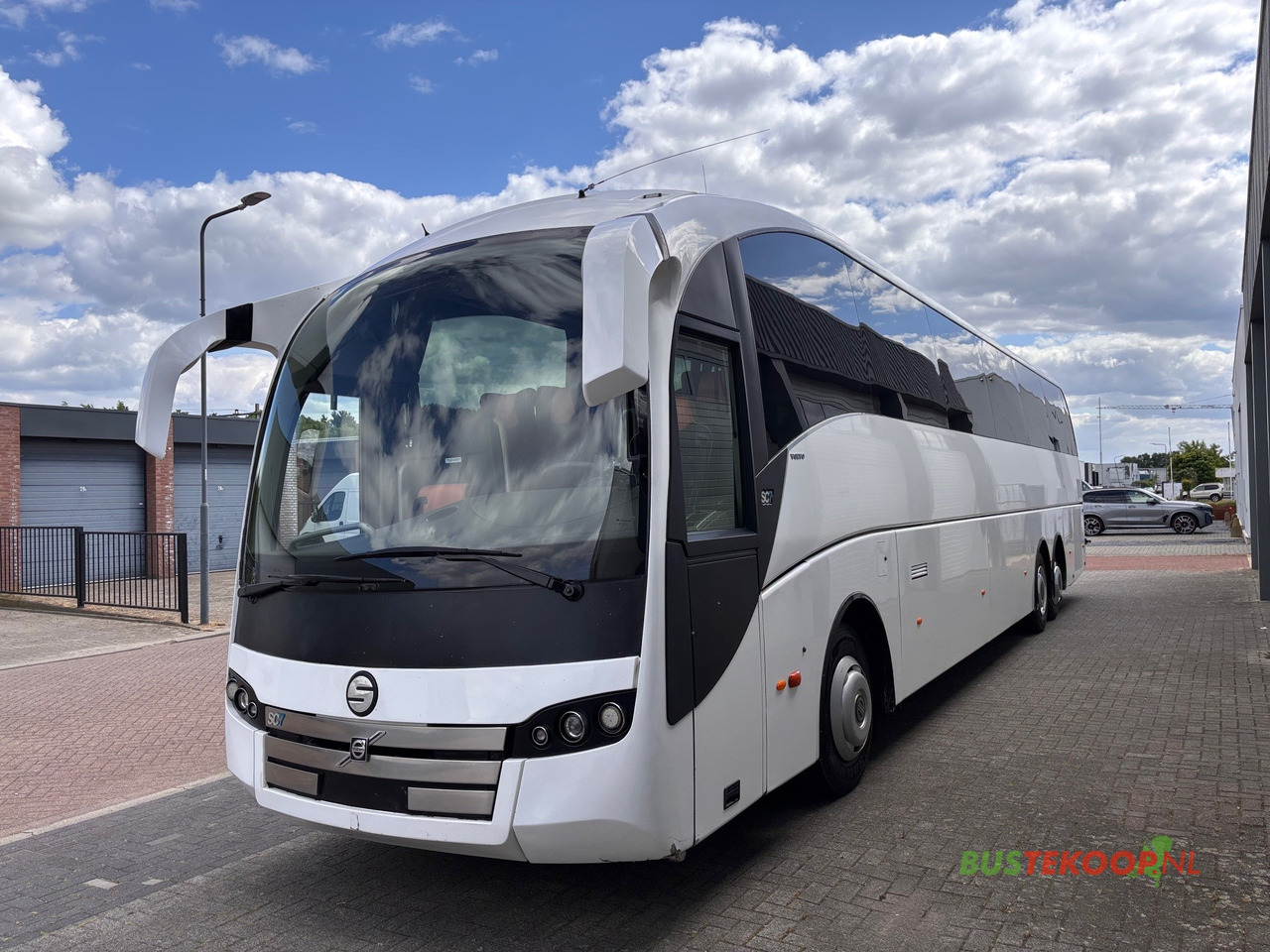 Volvo B11R SUNSUNDEGUI SC7, Euro 6. - Kaugsõidu buss: pilt 3 Volvo B11R SUNSUNDEGUI SC7, Euro 6. - Kaugsõidu buss: pilt 3