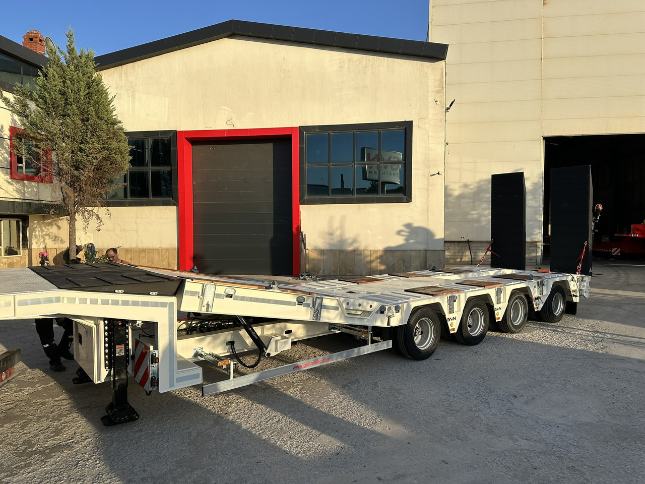 Uus Madal platvormpoolhaagis GVN Trailer 4 AXLE HYDRAULIC PLATFORM LOWBED: pilt 12