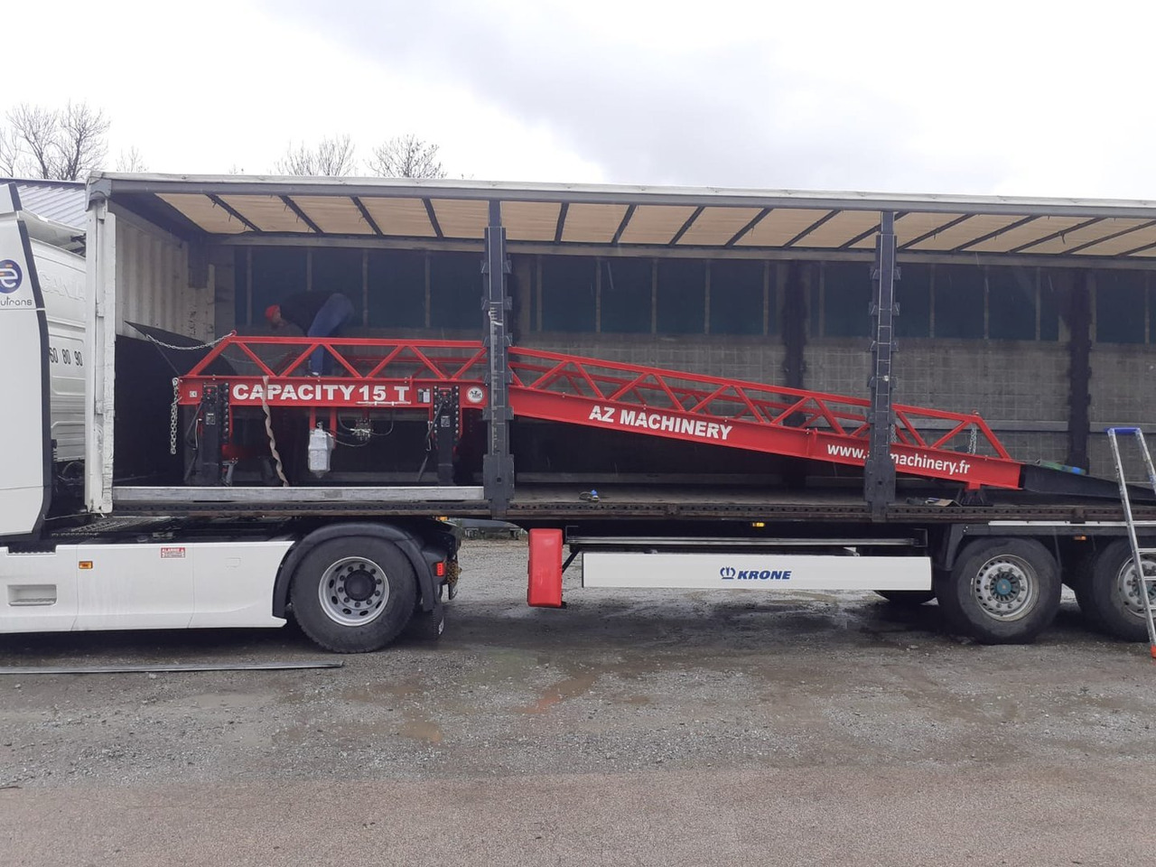 Uus Laadimisramp Loading Ramp with with electric tilting bridge -  AZ RAMP - STAR- 15T-ZR-E. 15 ton capacity: pilt 10