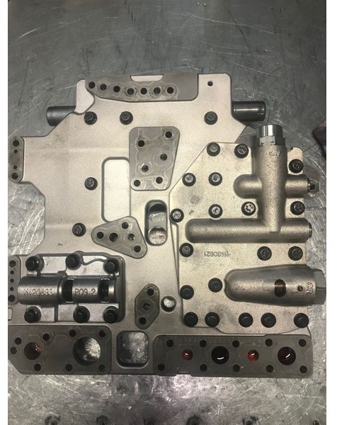 Volvo Rebuilt valve block voe11430000 PT2509 oem 22401 22671 - Mootori juhtimisseade - Ehitusmasinad: pilt 2 Volvo Rebuilt valve block voe11430000 PT2509 oem 22401 22671 - Mootori juhtimisseade - Ehitusmasinad: pilt 2