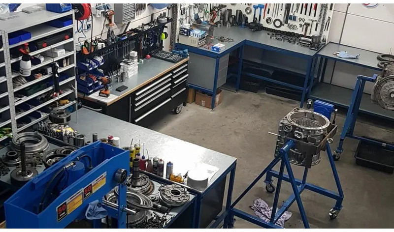 Volvo Versnellingsbak PT1562 oem 22648 - Käigukast - Liigendkallur: pilt 4 Volvo Versnellingsbak PT1562 oem 22648 - Käigukast - Liigendkallur: pilt 4