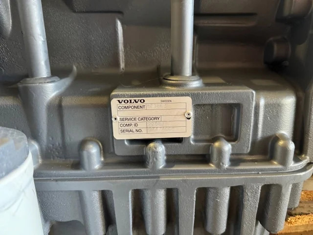 Volvo Versnellingsbak PT1863 22689 - Käigukast ja varuosad - Ehitusmasinad: pilt 2 Volvo Versnellingsbak PT1863 22689 - Käigukast ja varuosad - Ehitusmasinad: pilt 2