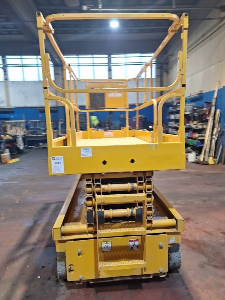 Käärlift Haulotte Compact 12: pilt 7