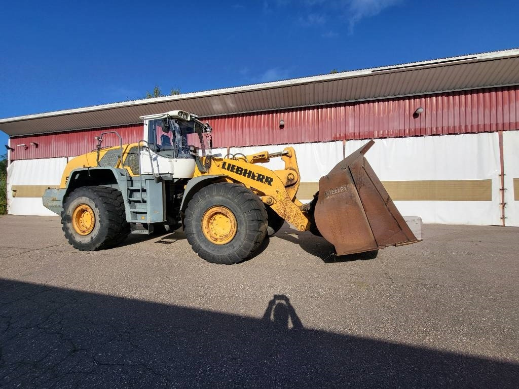Liebherr L 586 2Plus2 - Rataslaadur: pilt 2 Liebherr L 586 2Plus2 - Rataslaadur: pilt 2