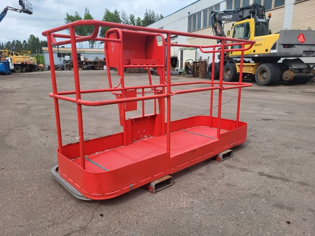 Manitou 200 ATJ kori - Masttõstuk: pilt 1 Manitou 200 ATJ kori - Masttõstuk: pilt 1