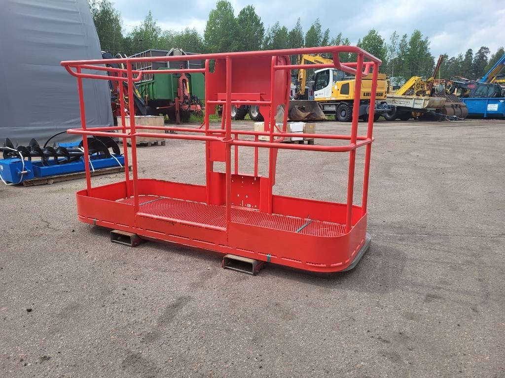 Manitou 200 ATJ kori - Masttõstuk: pilt 4 Manitou 200 ATJ kori - Masttõstuk: pilt 4