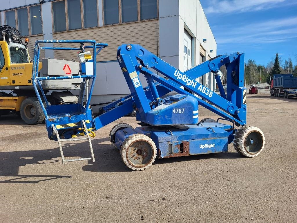 Upright AB38N - Liigendpoom: pilt 1 Upright AB38N - Liigendpoom: pilt 1