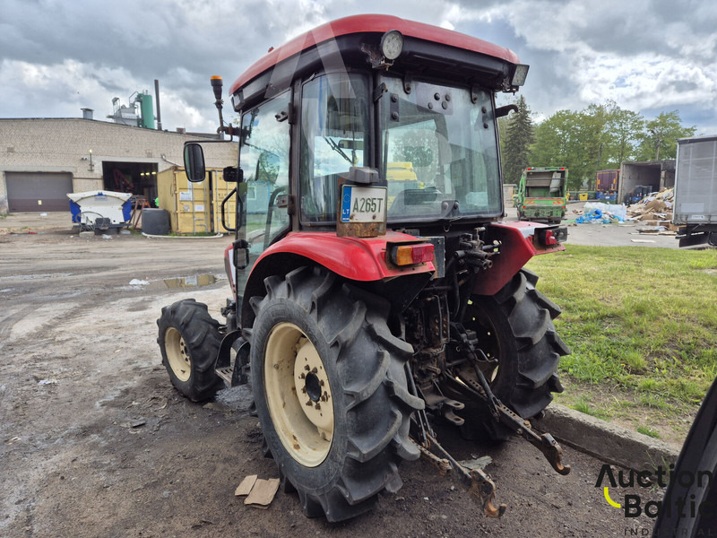 Branson 5820 CX - Traktor: pilt 3 Branson 5820 CX - Traktor: pilt 3