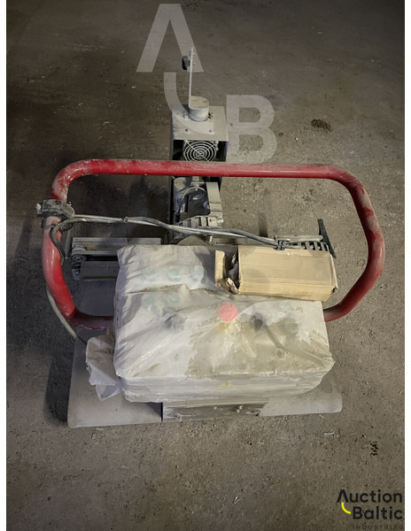 Clapa Floor Master 130 - Betoonihõõruti: pilt 1 Clapa Floor Master 130 - Betoonihõõruti: pilt 1