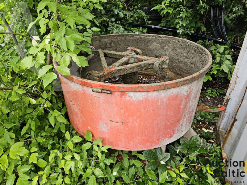 Concrete mixer - Segumasin: pilt 2 Concrete mixer - Segumasin: pilt 2