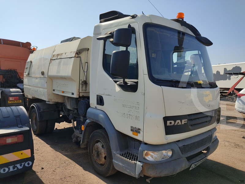 DAF LF45.160 - Tänavapühkimismasin: pilt 1 DAF LF45.160 - Tänavapühkimismasin: pilt 1
