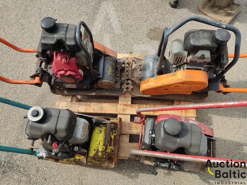 Dynapac LF45, Ammann AVP1033 & 2 Belle - Vibraatorplaat: pilt 4 Dynapac LF45, Ammann AVP1033 & 2 Belle - Vibraatorplaat: pilt 4