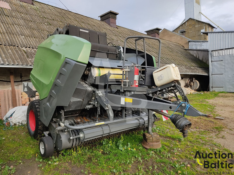 Fendt Rotana 180V Xtracut - Heinapress, ümmargune: pilt 1 Fendt Rotana 180V Xtracut - Heinapress, ümmargune: pilt 1