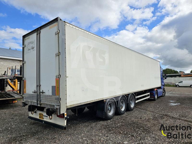 Fruehauf T39 - Tentpoolhaagis: pilt 4 Fruehauf T39 - Tentpoolhaagis: pilt 4