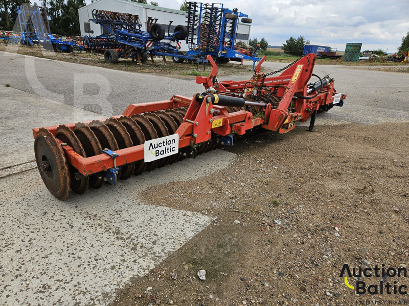 Gregoire Besson Gregoire-Besson DLRE 600 - Põllurull: pilt 1 Gregoire Besson Gregoire-Besson DLRE 600 - Põllurull: pilt 1