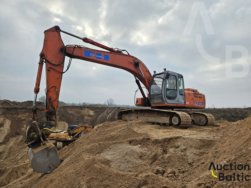 Hitachi EX 215 - Lintekskavaator: pilt 2 Hitachi EX 215 - Lintekskavaator: pilt 2