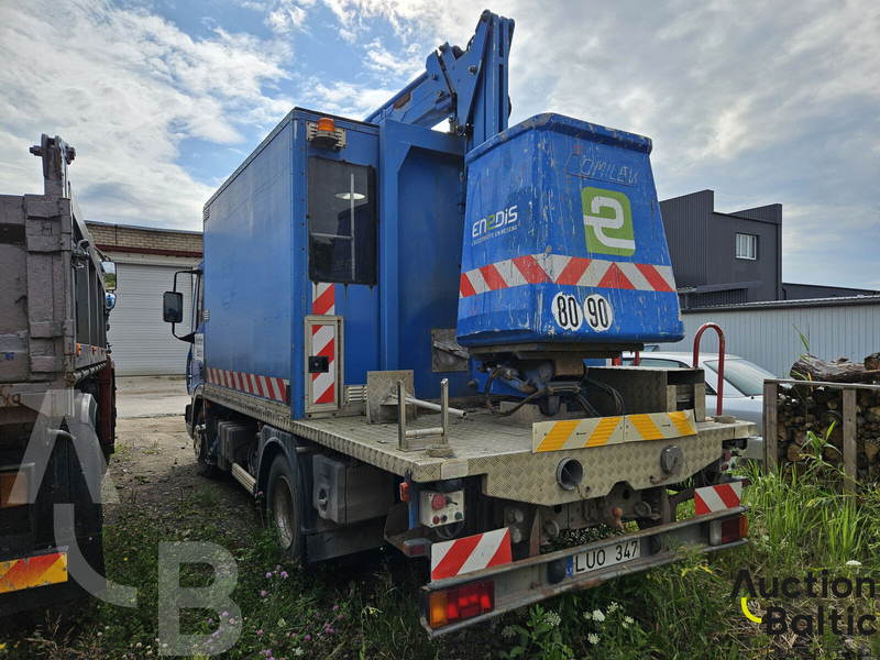 Iveco 100E 18 - Veoautolt tõusev platvorm: pilt 4 Iveco 100E 18 - Veoautolt tõusev platvorm: pilt 4