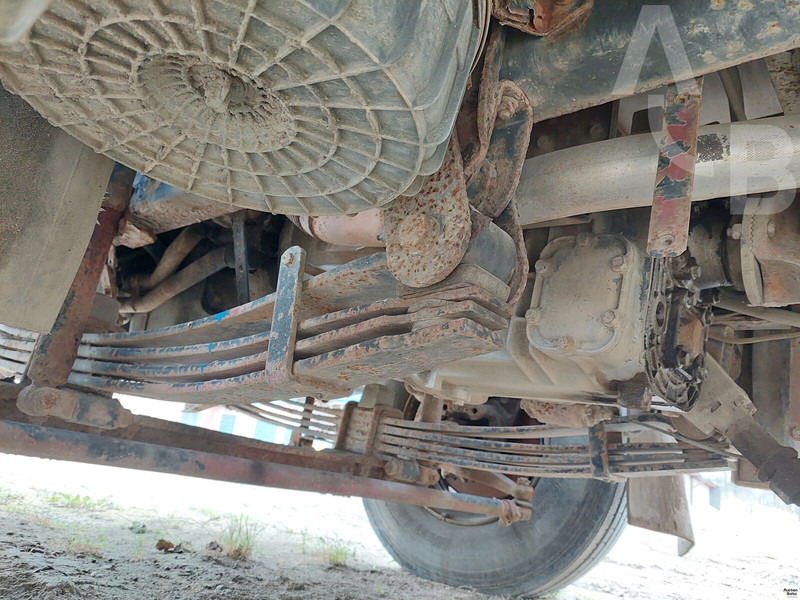 Madelveok/ Platvormveok, Kraanaga veoauto Iveco 180E18: pilt 11