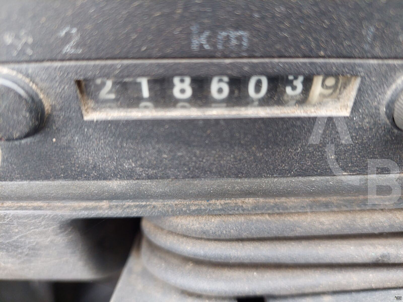 Madelveok/ Platvormveok, Kraanaga veoauto Iveco 180E18: pilt 20